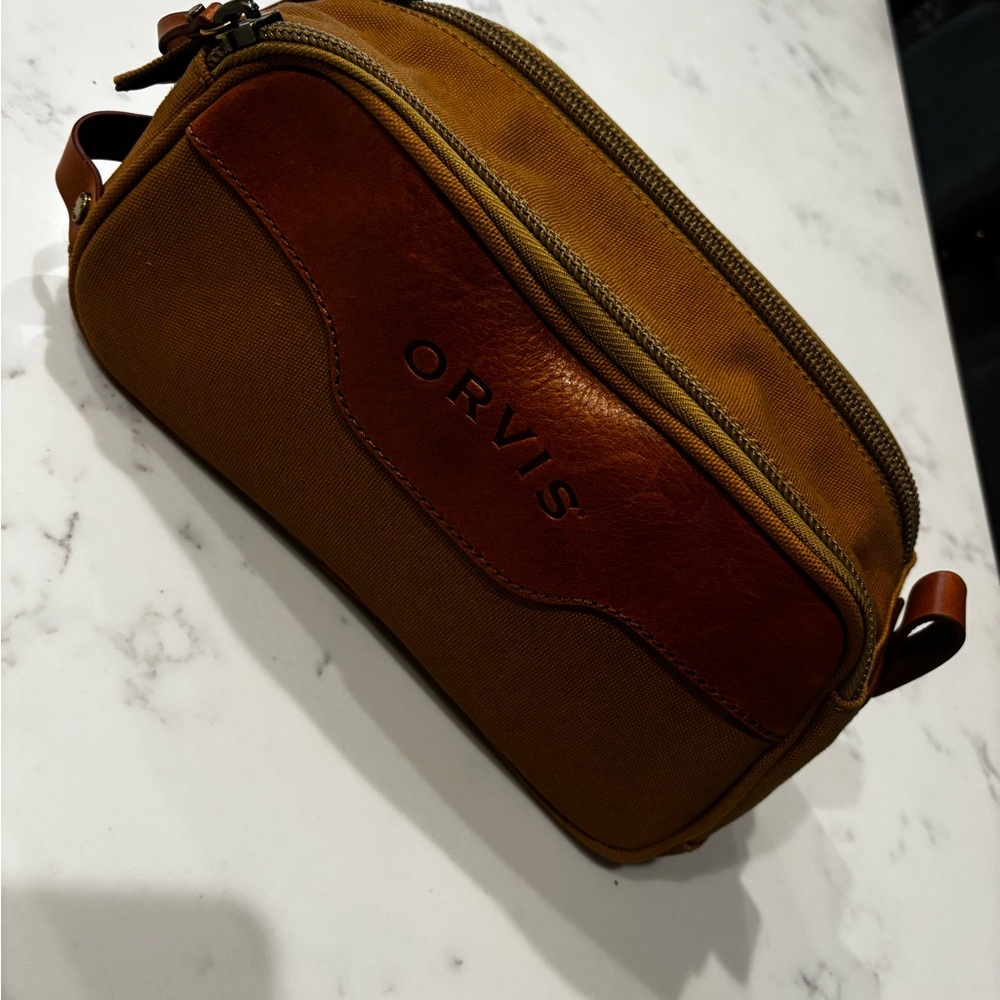Orvis Tan and Brown Toiletry Bag - Picture 2 of 11